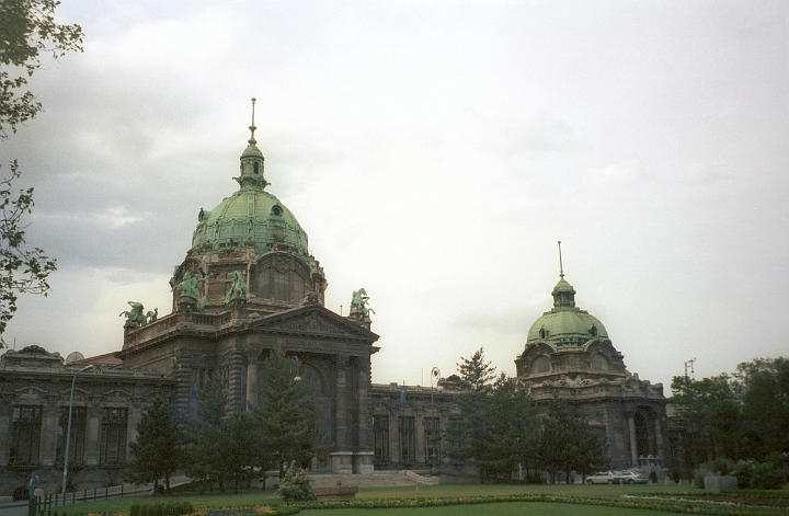 31 Budapest - Szechenyi Baths.jpg - ASCII